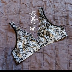 NWOT PINK VS Flower Lace Plunge Bralette